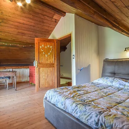 Holiday home 4 Bedroom Beautiful In Tiglieto