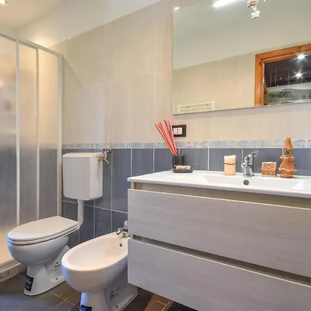 4 Bedroom Beautiful In