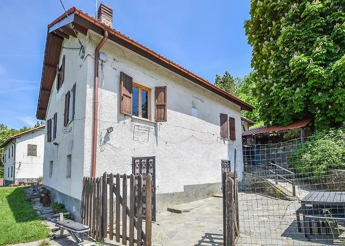 4 Bedroom Beautiful In Ferienhaus